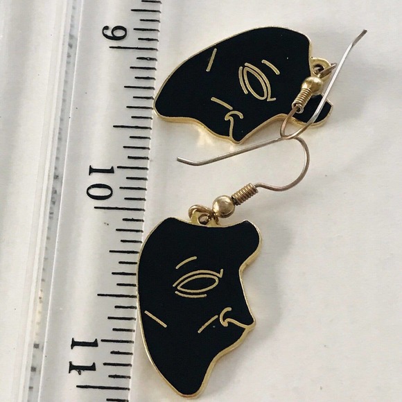 Phantom of The Opera Black Enamel Gold Earrings mask Dangle Hook Stamped - Picture 8 of 8